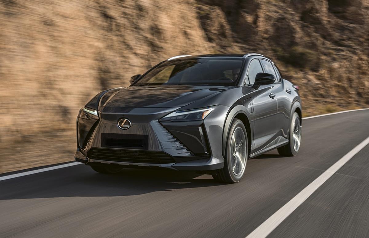 Lexus RZ