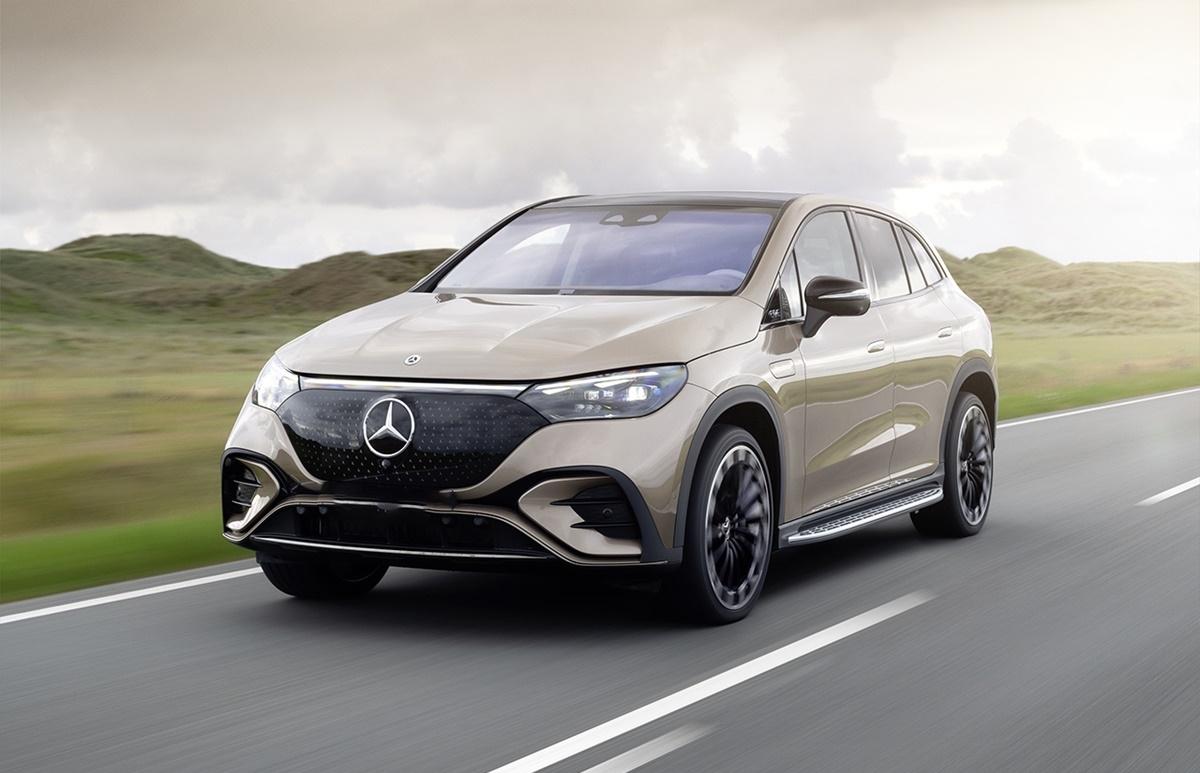 Mercedes EQE SUV
