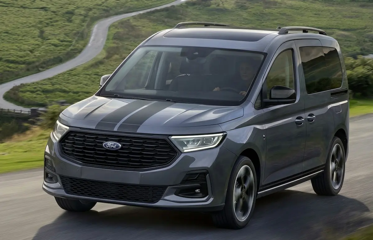 Ford Tourneo Connect 1.5 Phev L2 Active 112kW Aut 4d