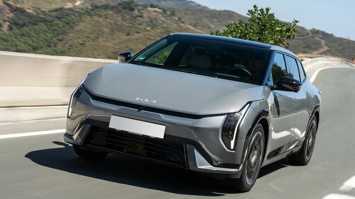 Kia EV4 fastback 81.4kWh EV Plus Advanced 150kW Aut 4d