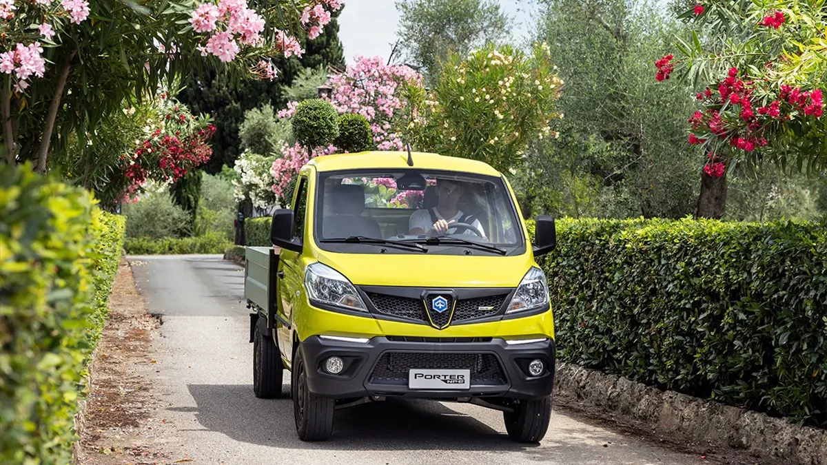 Piaggio Porter 42kWh EV Achteroverkipper Lang Aut