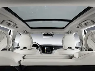 Volvo V60 2.0b4 Mhev Essential Edition 155kW Geartronic Aut 5d