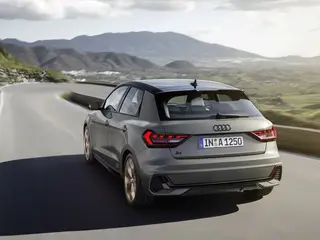 Audi A1 sportback 30tfsi Advanced Edition 85kW  5d