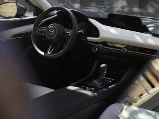 Mazda 3 2.5 Mhev Skyactiv-G Takumi 103kW  4d