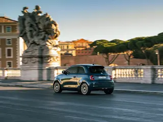 Fiat 500E Berlina 24kWh EV Icon 70kW Aut 3d
