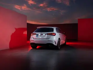 Mercedes A-klasse 180 Mhev Business Solution 110kW 7g-Dct Aut 5d