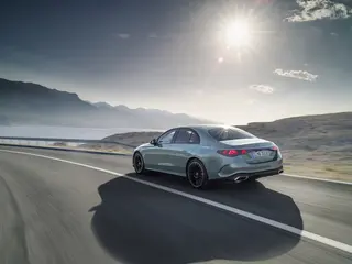 Mercedes E-klasse 300e Phev Business Solution Luxury 230kW 9g-Tronic Aut 4d