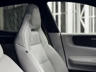 Polestar Polestar 4 100kWh EV Dual Long Range Plus Awd 400kW Aut 4d