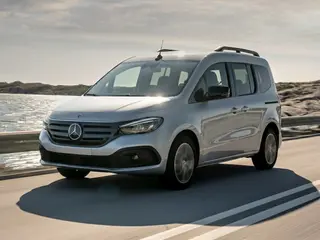 Mercedes EQT 45kWh EV 200 L1 Premium Plus 90kW Aut 5d