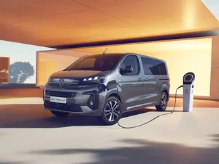Peugeot E-Traveller 50kWh EV L2 100kW Aut 5d