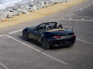 Mazda MX-5 1.5 Skyactiv-G Exclusive-Line 97kW  2d