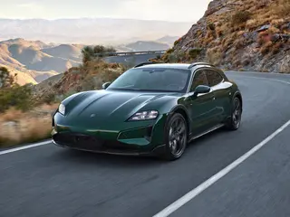 Porsche Taycan Cross Turismo 105kWh EV 320kW Aut . 5d