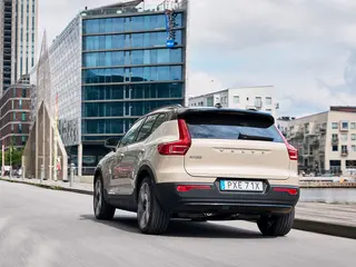 Volvo EX40 82kWh EV Twin Performance Plus Black Edition 325kW Awd Aut 5d