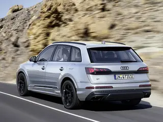 Audi Q7 4.0tfsi Sq7 Quattro 373kW Tiptronic Aut 5d