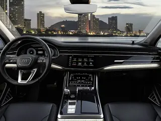 Audi Q7 4.0tfsi Sq7 Quattro 373kW Tiptronic Aut 5d