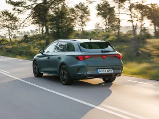 Cupra Leon Sportstourer 1.5tsie Phev Essential 150kW 6-Dsg Aut 5d