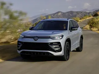 Volkswagen Tayron 1.5e Phev R-Line Edition 200kW Dsg-6 Aut 5d