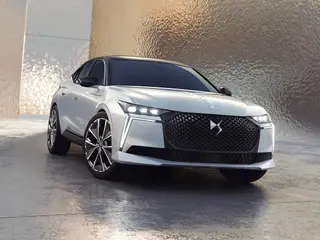 DS No 4 58.3kWh EV E-Tense Pallas 156kW Aut 5d
