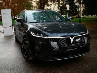 Voyah Courage 80kWh EV Performance Edition 4wd 320kW Aut 5d