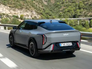 Kia EV4 fastback 81.4kWh EV Plus Advanced 150kW Aut 4d