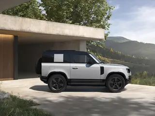 Land Rover Defender 90 D250 Mhev S Awd 183kW Aut 3d