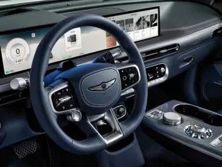 Genesis GV60 84kWh EV First Edition Long Range Rwd Single Motor 168kW Aut 5d