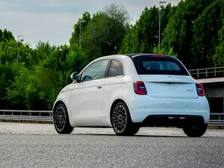 Fiat 500 1.0 Mhev La Prima 48kW 3d