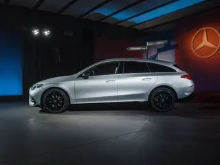 Mercedes CLA Shooting Brake 58kWh EV 200 Business Solution 165kW Aut 5d