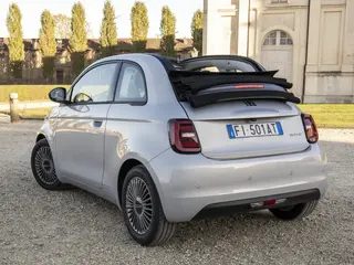 Fiat 500C 1.0 Mhev La Prima 48kW 2d