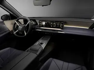 DS No 7 73.7kWh EV 169kW Fwd Aut 5d