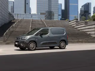 Fiat Doblo 50kWh EV L2 100kW Aut