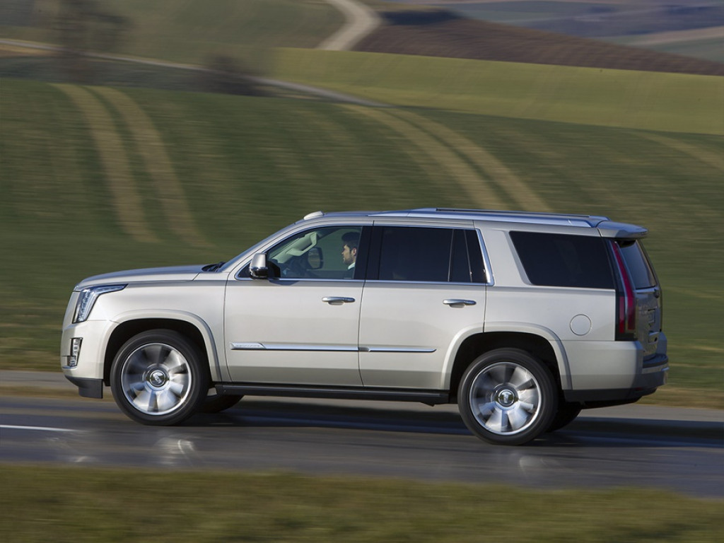 Cadillac escalade v8