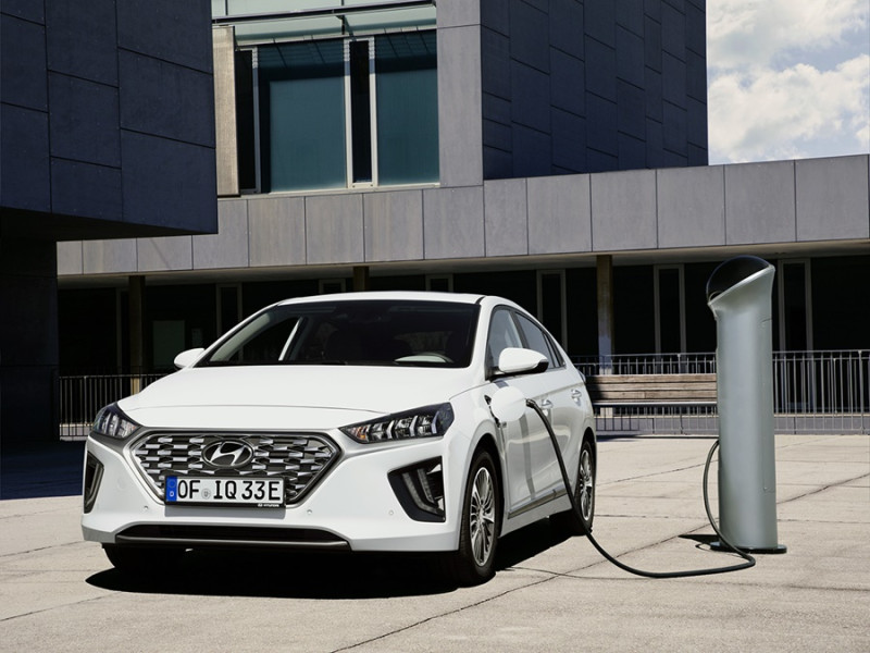 Hyundai IONIQ