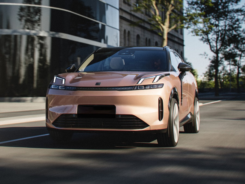 Lynk & Co 08