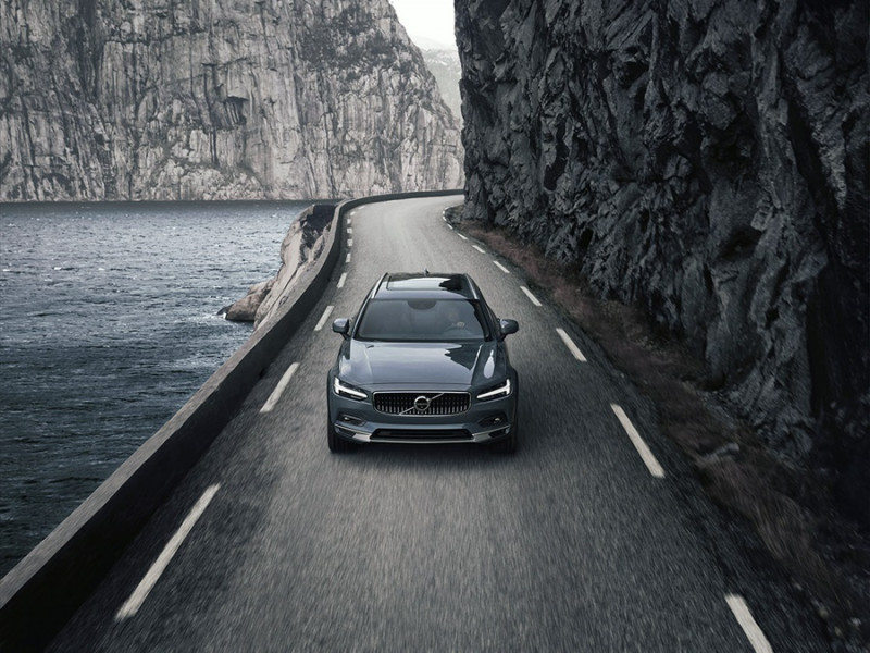 Volvo V90 Cross Country